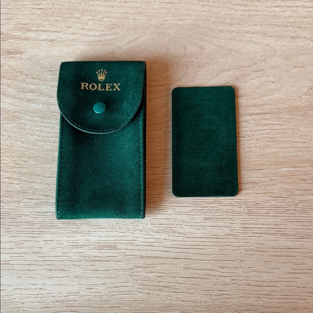 Rolex Dark Green Velvet Pouch - Picture 2 of 2